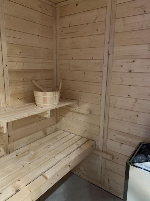 Marchiennes-Ville Maison Centre Ville - 2 Chambres - Sauna En Option מראה חיצוני תמונה
